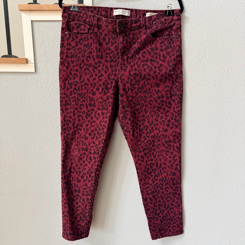 Sanctuary Burgundy Leopard Print Ankle Jeans